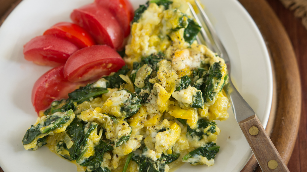 Ovos Mexidos com Vegetais - Desvendando o Café da Manhã Saudável Perfeito para Emagrecer