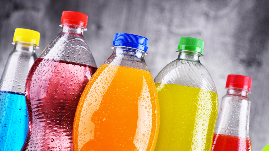 Bebidas Acucaradas Hidrate se com Cuidado - Fuja Deles: 5 Alimentos Que Não Deixam Emagrecer